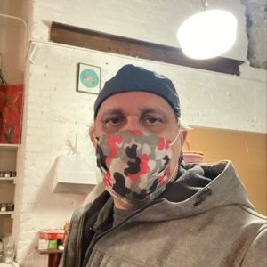 Meet your Posher, Claudio